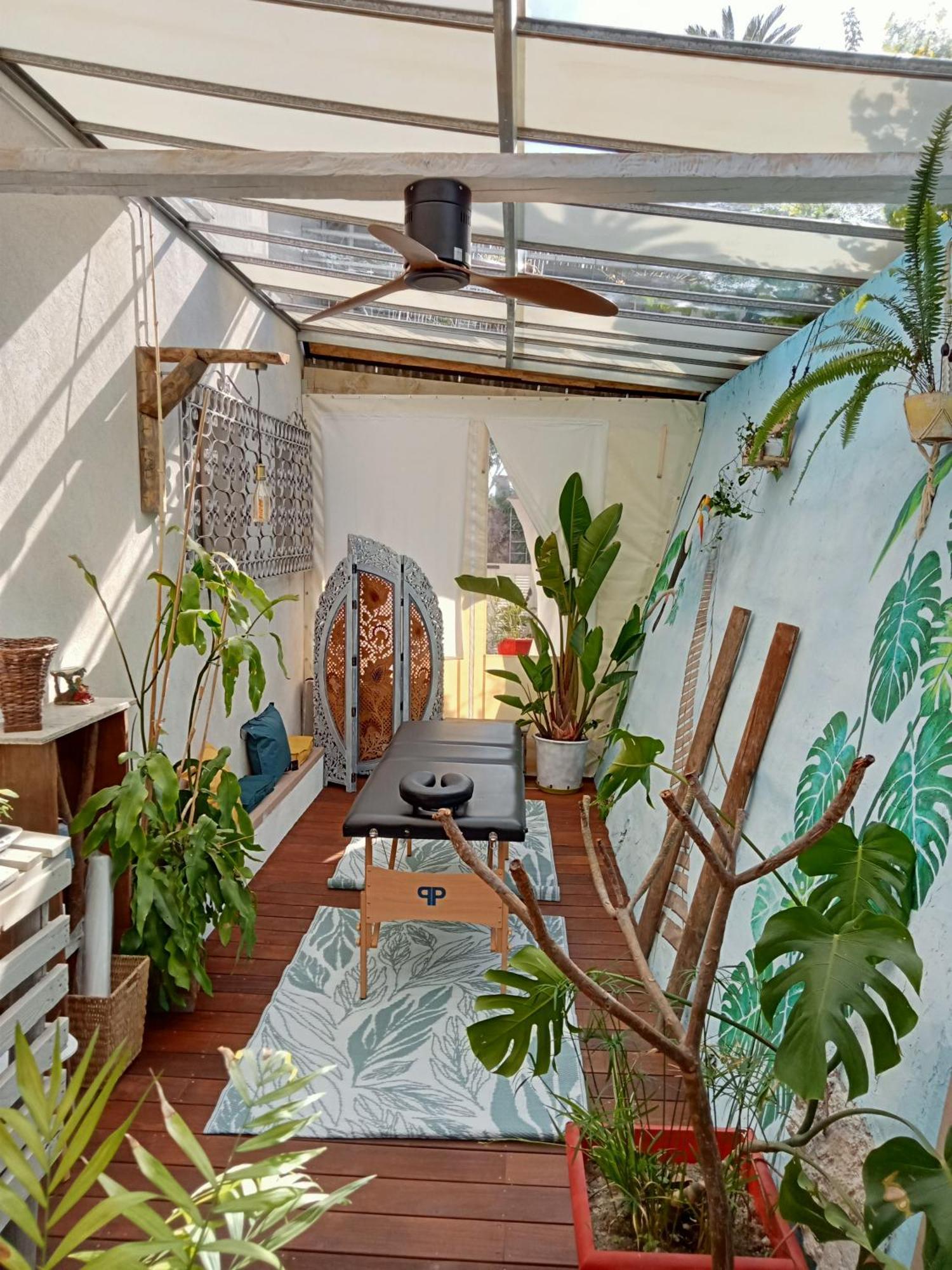 Logement De Charme Avec Piscine Et Jacuzzi Carnoules  Exteriér fotografie